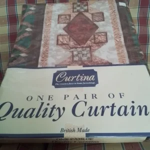 Pair curtains 90x72