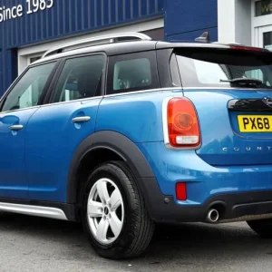 2018 MINI Countryman 1.5 Cooper Steptronic SUV - Image 2