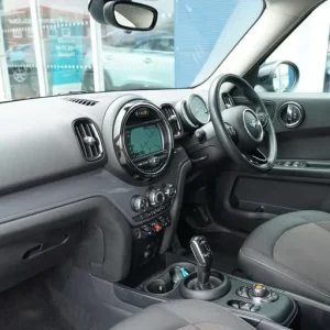 2018 MINI Countryman 1.5 Cooper Steptronic SUV - Image 3