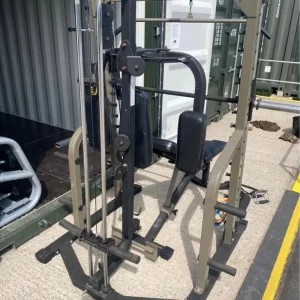 Nautilus multigym with smith machine and adjustable bench - Image 3