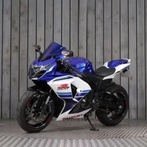 2016 Suzuki GSX-R1000 ABS Blue and White - Image 2