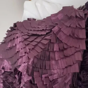 King size velvet bed cover with satin throw and cushion covers - Image 3