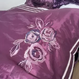 King size velvet bed cover with satin throw and cushion covers - Image 5