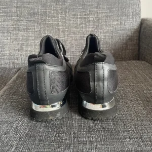 Men’s black Mallet Trainers - Image 2