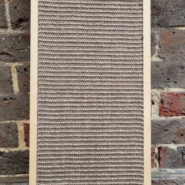 Solid Wood Scratching Post