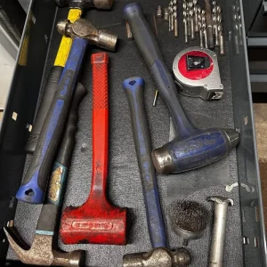 Snap on 55” tool box with hutch and all tools - Image 4
