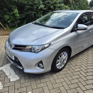 Toyota Auris 1.3 Petrol Manual 2015 - Image 2