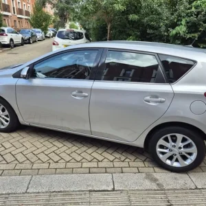 Toyota Auris 1.3 Petrol Manual 2015 - Image 3