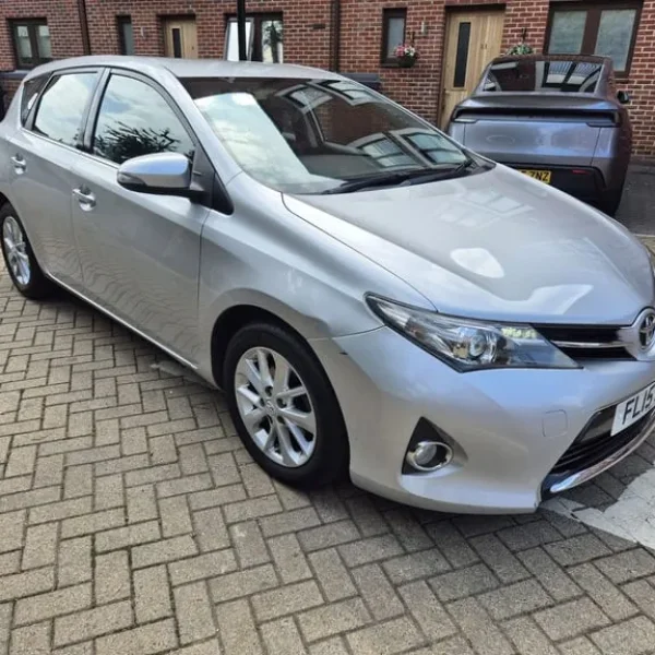 Toyota Auris 1.3 Petrol Manual 2015