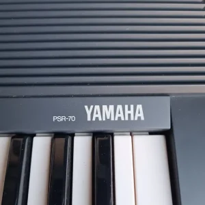 Vintage Yamaha PSR 70 Electric Keyboard - Image 2