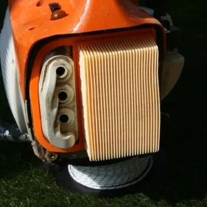 TS410 Stihl saw, just serviced, new filters, diamond blade - Image 4