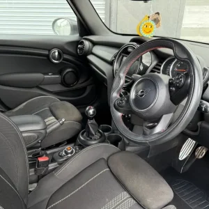 2021 70 REG MINI COOPER SPORT 1.5 WITH 18" ALLOYS - Image 8