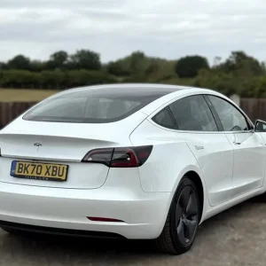2020 Tesla Model 3 Standard Range Plus White Saloon - Image 7