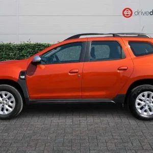 2023 Dacia Duster 1.0 TCe Expression SUV 5-door Bi-Fuel Manual - Image 6