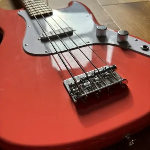 Squier Bronco Bass in Coral - Image 5