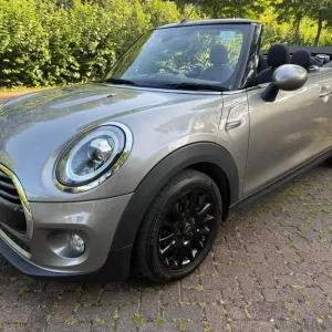 MINI Cooper Classic 1.5 Convertible Manual with Full Service History - Image 7