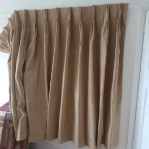 John Lewis curtains and pelmet - Image 5