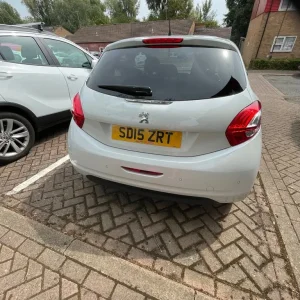 Peugeot 208 2015 manual hatchback 1199cc 3 doors