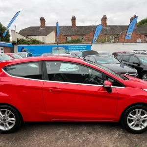 2014 Ford Fiesta 1.25 Zetec Euro 5 3dr Hatchback Petrol Manual - Image 8