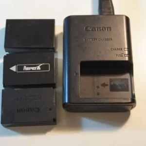 Canon M50 + Kit lens + bag, batteries and charger - Image 7