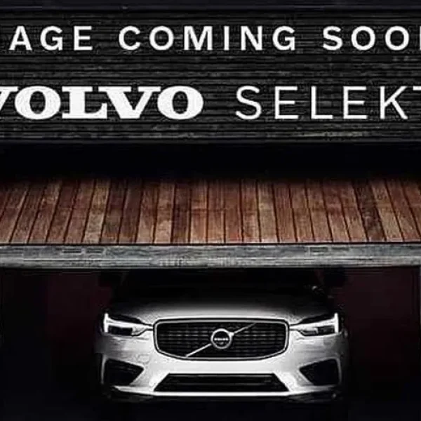 2025 Volvo XC40 2.0 B3P Plus Dark 5dr Auto Estate Petrol