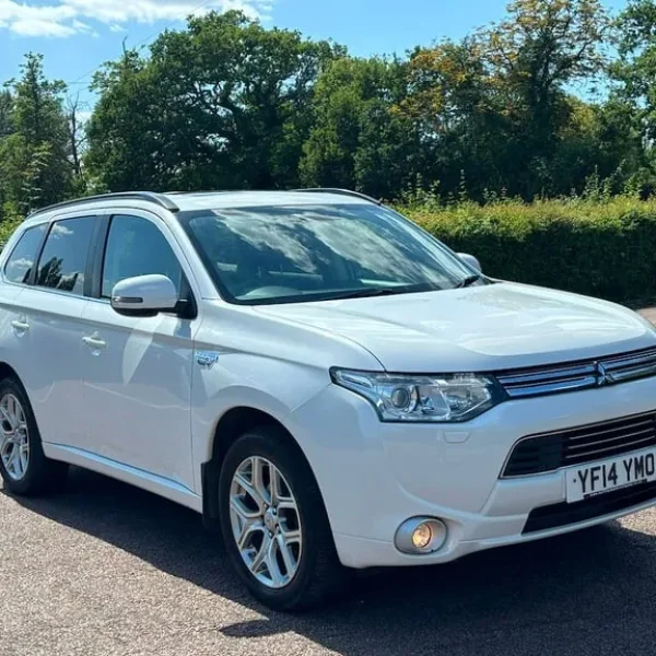 2014 Mitsubishi Outlander 2.0h Plug-in Hybrid SUV 4WD