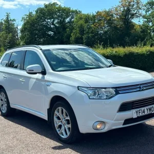 2014 Mitsubishi Outlander 2.0h Plug-in Hybrid SUV 4WD