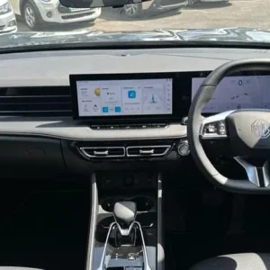 2025 MG HS Trophy Plug-in Hybrid SUV - Image 5