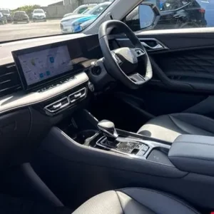 2025 MG HS Trophy Plug-in Hybrid SUV - Image 6