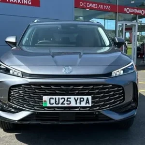 2025 MG HS Trophy Plug-in Hybrid SUV - Image 7