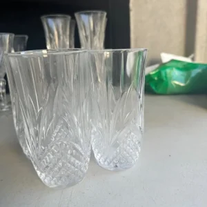 Kitchen glassware and small bits - Image 6