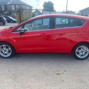 2013 Ford Fiesta 1.25 Zetec Hatchback - Image 7