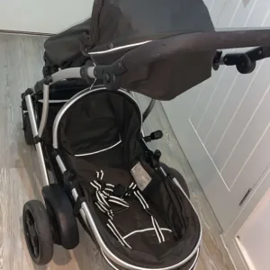 Lightweight Baby Pushchair - Image 2