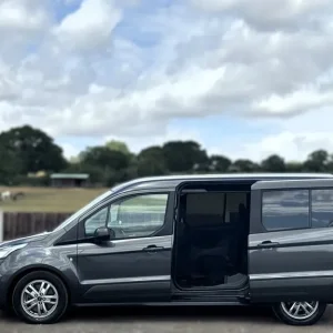 2019 Ford Grand Tourneo Connect 1.5 TDCI Titanium Auto WAV MPV Diesel - Image 5