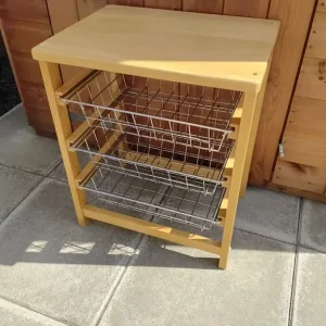 Rubber wood storage rack with 3 stainless steel shelves