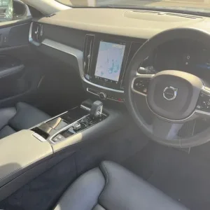 2022 Volvo V60 Recharge AWD Estate - Image 5