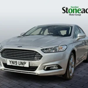 2019 Ford Mondeo 2.0 TDCi Titanium Hatchback - Image 3