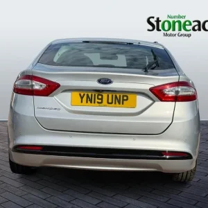 2019 Ford Mondeo 2.0 TDCi Titanium Hatchback - Image 6