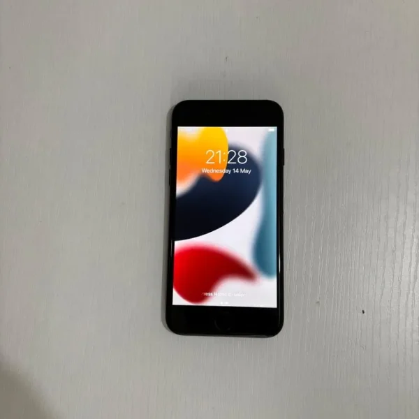 Apple iPhone 7 Jet Black 32GB