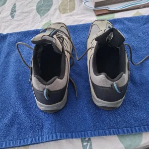 Size 9 Men's Peter Storm Walking Shoes - Image 5