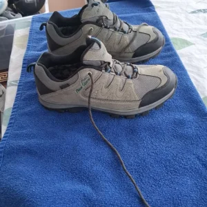 Size 9 Men's Peter Storm Walking Shoes - Image 6