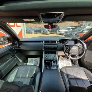 2021 Land Rover Range Rover Sport D300 HSE Dynamic Black 4WD - Image 4