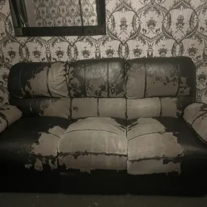 2x three seater recliner leg rest sofas - Image 4