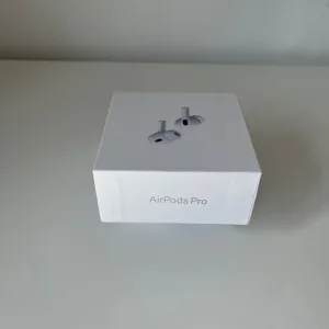 Apple AirPods Pro 2 - Image 3