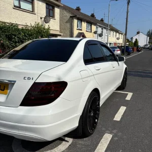 2013 Mercedes C220 4-door saloon - Image 4