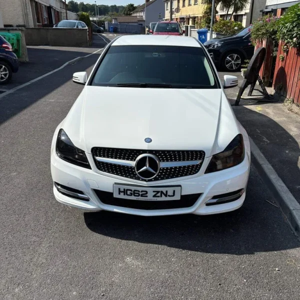 2013 Mercedes C220 4-door saloon