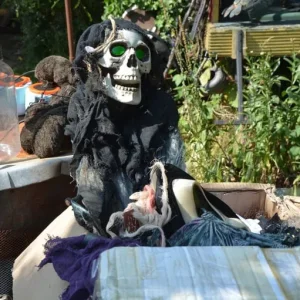 halloween decor collection - Image 4