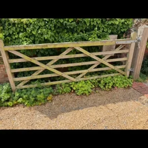 Field Gate
