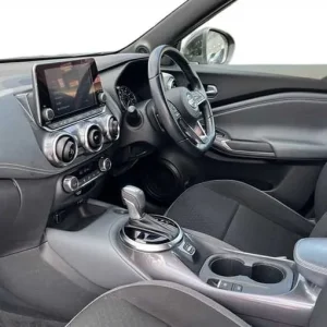 2022 Nissan Juke 1.0 DIG-T 5-door hatchback with DCT and N-Connecta - Image 8