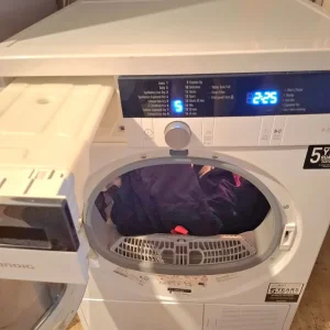 Grunding tumble dryer 8kg heat pump - Image 3